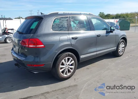 2014 Volkswagen Touareg 3.6L Sport from USA, damaged, VIN WVGEF9BP3ED006664